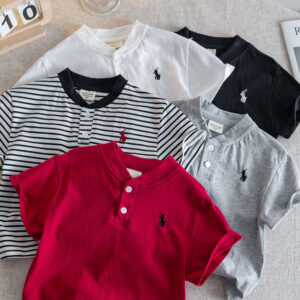 Ropa para niños nuevo 2025 niños cuello en V camiseta de manga corta versión infantil, camisa de media manga delgado niño 7niña, verano top .