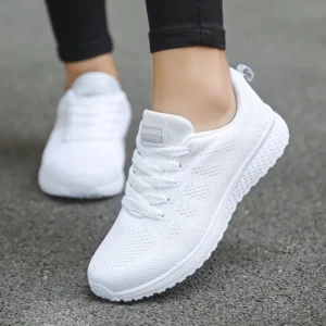 zapatillas planas de malla transpirables a la moda,  de deporte para UNISEX 2026, zapatos vulcanizados para gimnasio, calzado blanco para adulto.